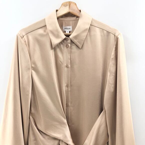 Song of Style Marta Dress in Champagne XS - Picture 3 of 13